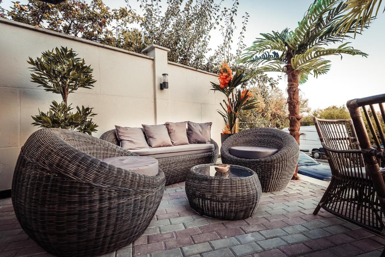 Opu Boutique Hotel Varna ภายนอก รูปภาพ