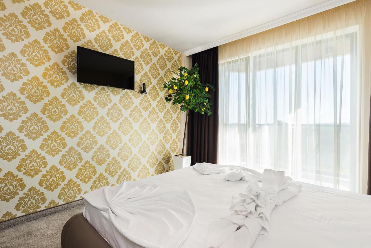 Opu Boutique Hotel Varna ภายนอก รูปภาพ