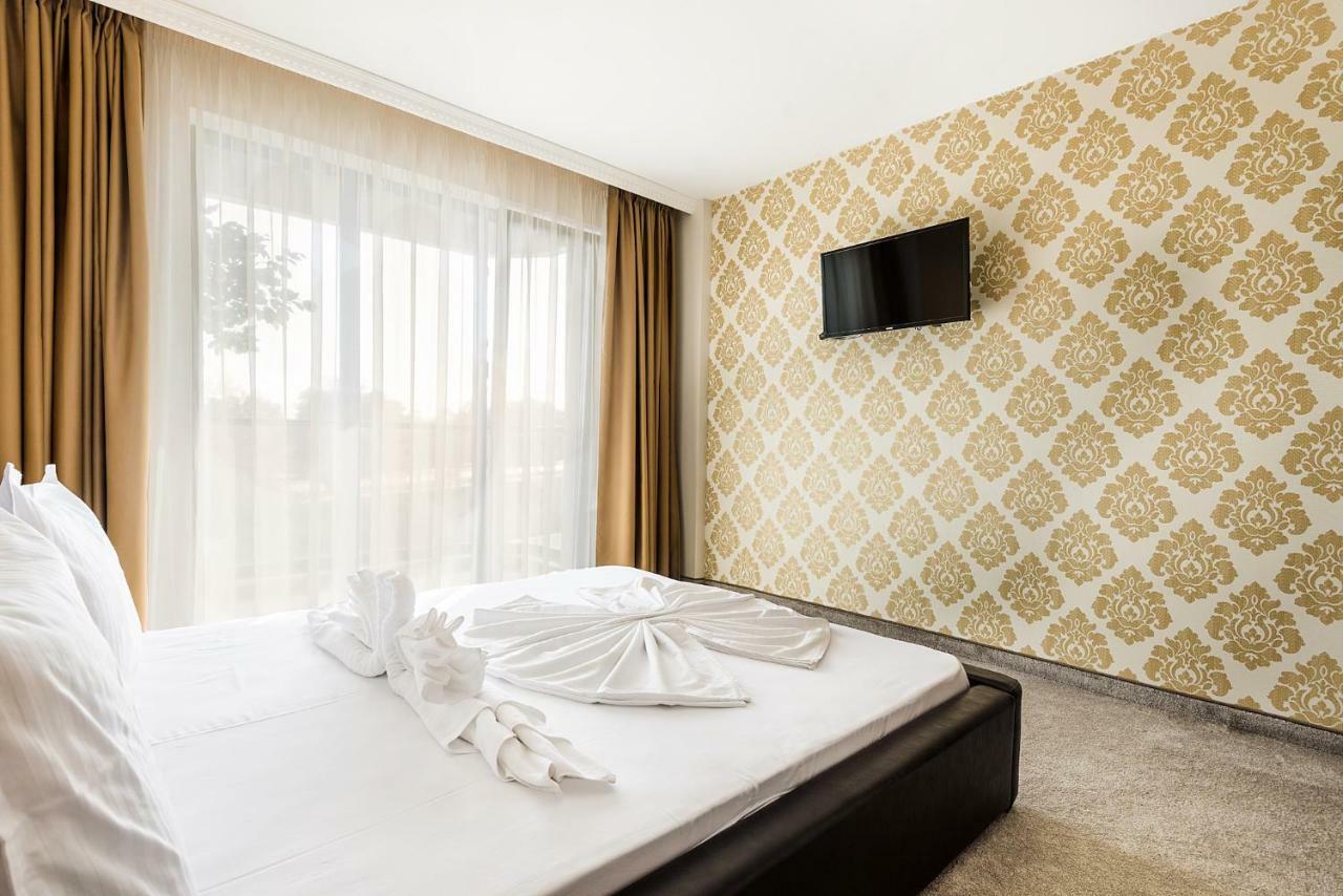 Opu Boutique Hotel Varna ภายนอก รูปภาพ