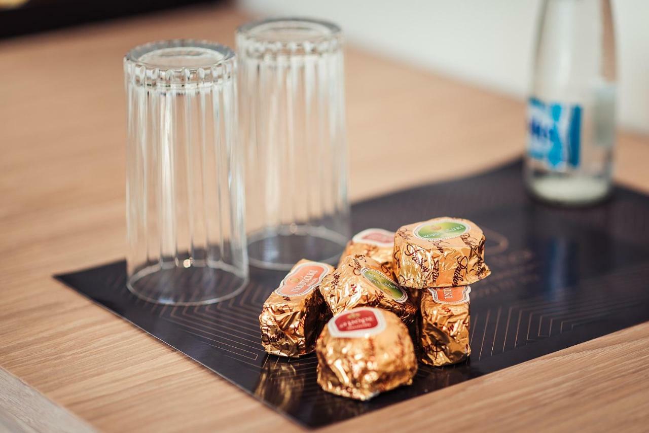 Opu Boutique Hotel Varna ภายนอก รูปภาพ